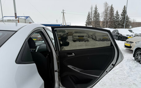 Hyundai Solaris II рестайлинг, 2014 год, 949 900 рублей, 22 фотография