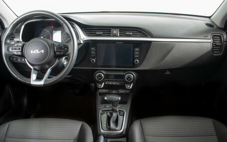 KIA Rio IV, 2022 год, 1 950 000 рублей, 12 фотография