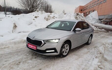 Skoda Octavia IV, 2021 год, 2 050 000 рублей, 1 фотография