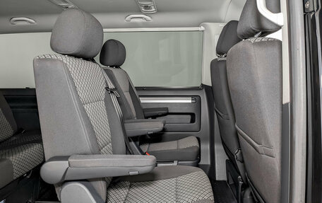 Volkswagen Multivan T6 рестайлинг, 2021 год, 6 495 000 рублей, 12 фотография