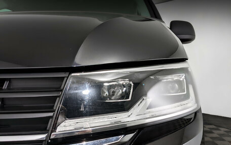 Volkswagen Multivan T6 рестайлинг, 2021 год, 6 495 000 рублей, 18 фотография