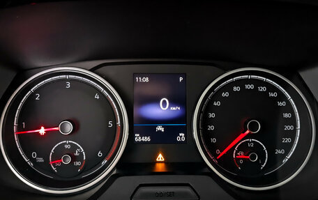 Volkswagen Multivan T6 рестайлинг, 2021 год, 6 495 000 рублей, 14 фотография