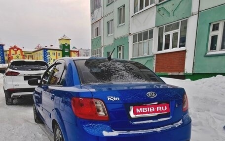 KIA Rio II, 2010 год, 650 000 рублей, 1 фотография