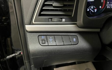 Hyundai Elantra VI рестайлинг, 2017 год, 1 390 000 рублей, 20 фотография