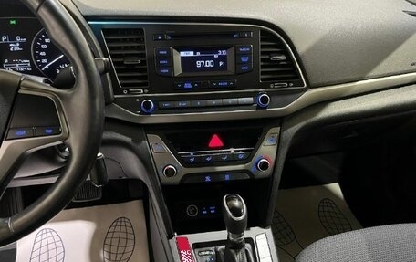 Hyundai Elantra VI рестайлинг, 2017 год, 1 390 000 рублей, 26 фотография