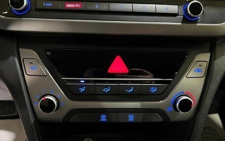 Hyundai Elantra VI рестайлинг, 2017 год, 1 390 000 рублей, 28 фотография