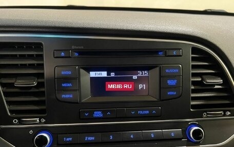 Hyundai Elantra VI рестайлинг, 2017 год, 1 390 000 рублей, 27 фотография