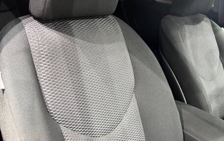 Toyota RAV4, 2011 год, 1 600 000 рублей, 15 фотография