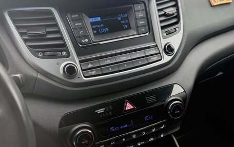 Hyundai Tucson III, 2017 год, 1 870 000 рублей, 6 фотография