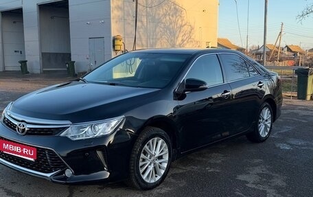 Toyota Camry, 2015 год, 1 930 000 рублей, 6 фотография