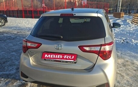 Toyota Vitz, 2019 год, 950 000 рублей, 3 фотография