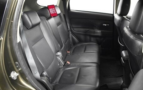 Mitsubishi Outlander III рестайлинг 3, 2018 год, 1 967 200 рублей, 3 фотография