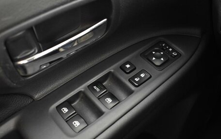 Mitsubishi Outlander III рестайлинг 3, 2018 год, 1 967 200 рублей, 15 фотография