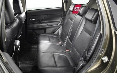 Mitsubishi Outlander III рестайлинг 3, 2018 год, 1 967 200 рублей, 21 фотография