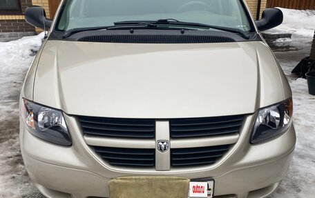 Dodge Caravan IV, 2004 год, 940 000 рублей, 1 фотография