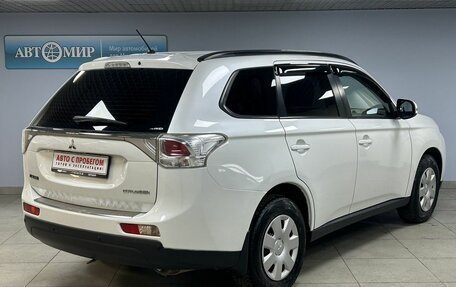 Mitsubishi Outlander III рестайлинг 3, 2013 год, 1 488 000 рублей, 7 фотография