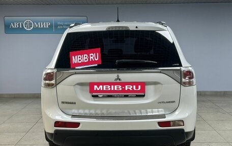 Mitsubishi Outlander III рестайлинг 3, 2013 год, 1 488 000 рублей, 6 фотография