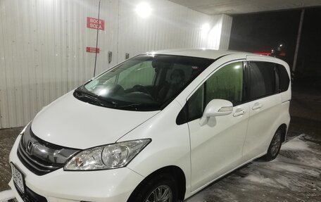 Honda Freed I, 2015 год, 1 490 000 рублей, 13 фотография