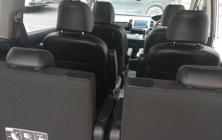 Honda Freed I, 2015 год, 1 490 000 рублей, 12 фотография