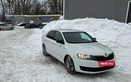 Skoda Rapid I, 2018 год, 900 000 рублей, 6 фотография