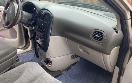 Dodge Caravan IV, 2004 год, 940 000 рублей, 22 фотография