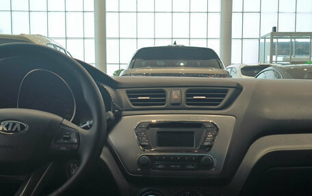 KIA Rio III рестайлинг, 2014 год, 930 000 рублей, 18 фотография