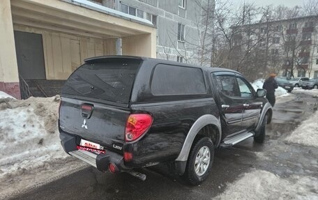Mitsubishi L200 IV рестайлинг, 2015 год, 1 700 000 рублей, 4 фотография