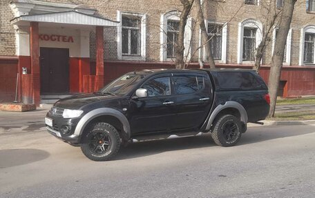 Mitsubishi L200 IV рестайлинг, 2015 год, 1 700 000 рублей, 14 фотография