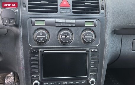 Volkswagen Touran III, 2005 год, 400 000 рублей, 12 фотография