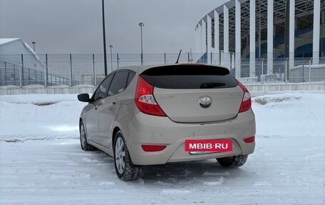 Hyundai Solaris II рестайлинг, 2012 год, 720 000 рублей, 7 фотография
