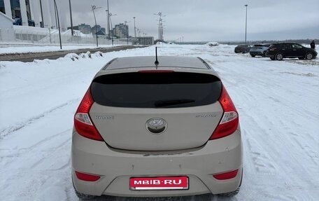 Hyundai Solaris II рестайлинг, 2012 год, 720 000 рублей, 9 фотография