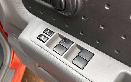 Nissan Cube II, 2003 год, 240 000 рублей, 13 фотография