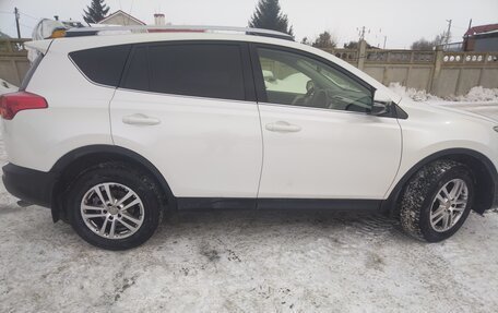 Toyota RAV4, 2014 год, 2 100 000 рублей, 2 фотография