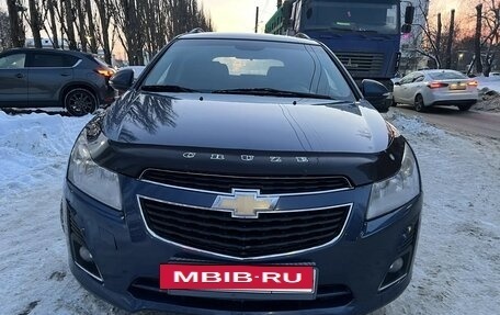 Chevrolet Cruze II, 2015 год, 690 000 рублей, 3 фотография