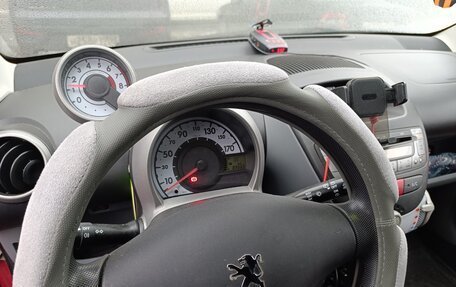 Peugeot 107 I рестайлинг, 2010 год, 450 000 рублей, 4 фотография