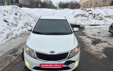 KIA Rio III рестайлинг, 2014 год, 890 000 рублей, 3 фотография