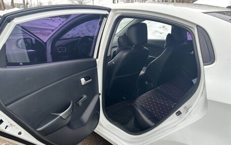 KIA Rio III рестайлинг, 2014 год, 890 000 рублей, 11 фотография