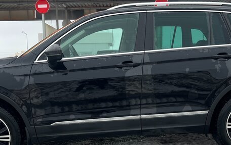 Volkswagen Tiguan II, 2017 год, 3 400 000 рублей, 4 фотография