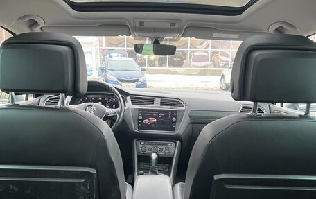 Volkswagen Tiguan II, 2017 год, 3 400 000 рублей, 13 фотография