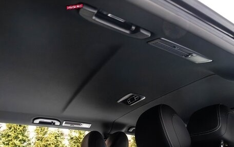 Mercedes-Benz V-Класс, 2024 год, 10 600 000 рублей, 21 фотография