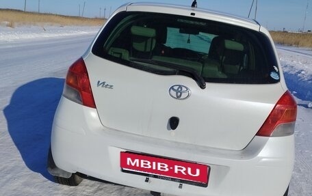Toyota Vitz, 2010 год, 670 000 рублей, 2 фотография