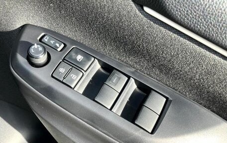 Toyota Yaris, 2023 год, 850 000 рублей, 20 фотография