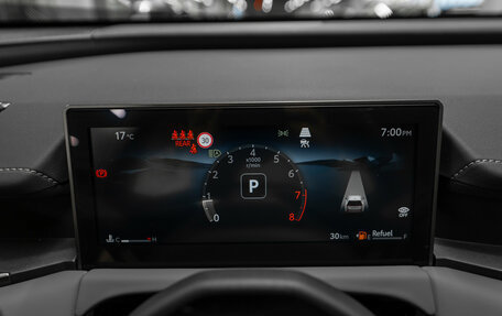 Toyota RAV4, 2025 год, 4 850 000 рублей, 12 фотография