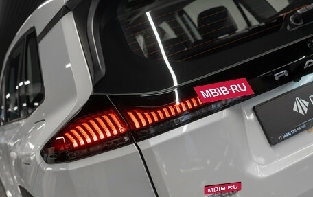 Toyota RAV4, 2025 год, 4 850 000 рублей, 27 фотография