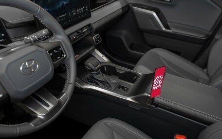 Toyota RAV4, 2025 год, 4 850 000 рублей, 14 фотография