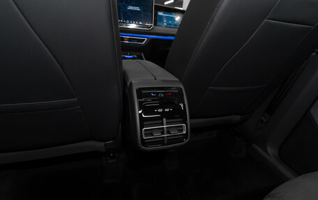 Volkswagen Tiguan, 2025 год, 4 990 000 рублей, 15 фотография