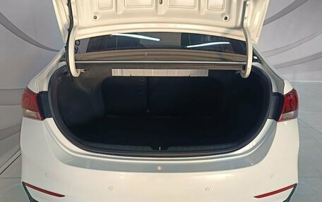 Hyundai Solaris II рестайлинг, 2018 год, 965 000 рублей, 7 фотография