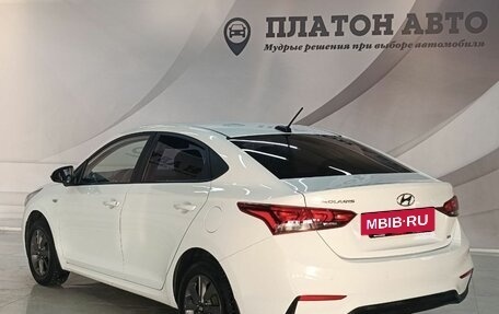 Hyundai Solaris II рестайлинг, 2018 год, 965 000 рублей, 8 фотография