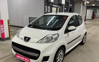 Peugeot 107 I рестайлинг, 2011 год, 275 000 рублей, 1 фотография