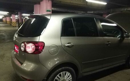 Volkswagen Golf Plus II, 2010 год, 800 000 рублей, 1 фотография